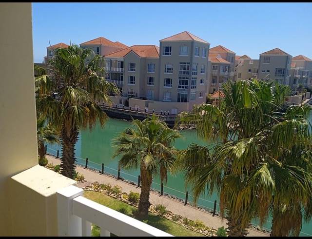 1 BEDROOM APARTMENT FOR SALE IN HARBOUR ISLAND